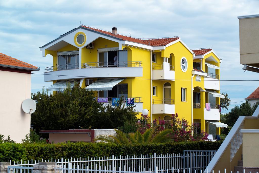 Apartments Danijela 1 Sukosan Exterior photo